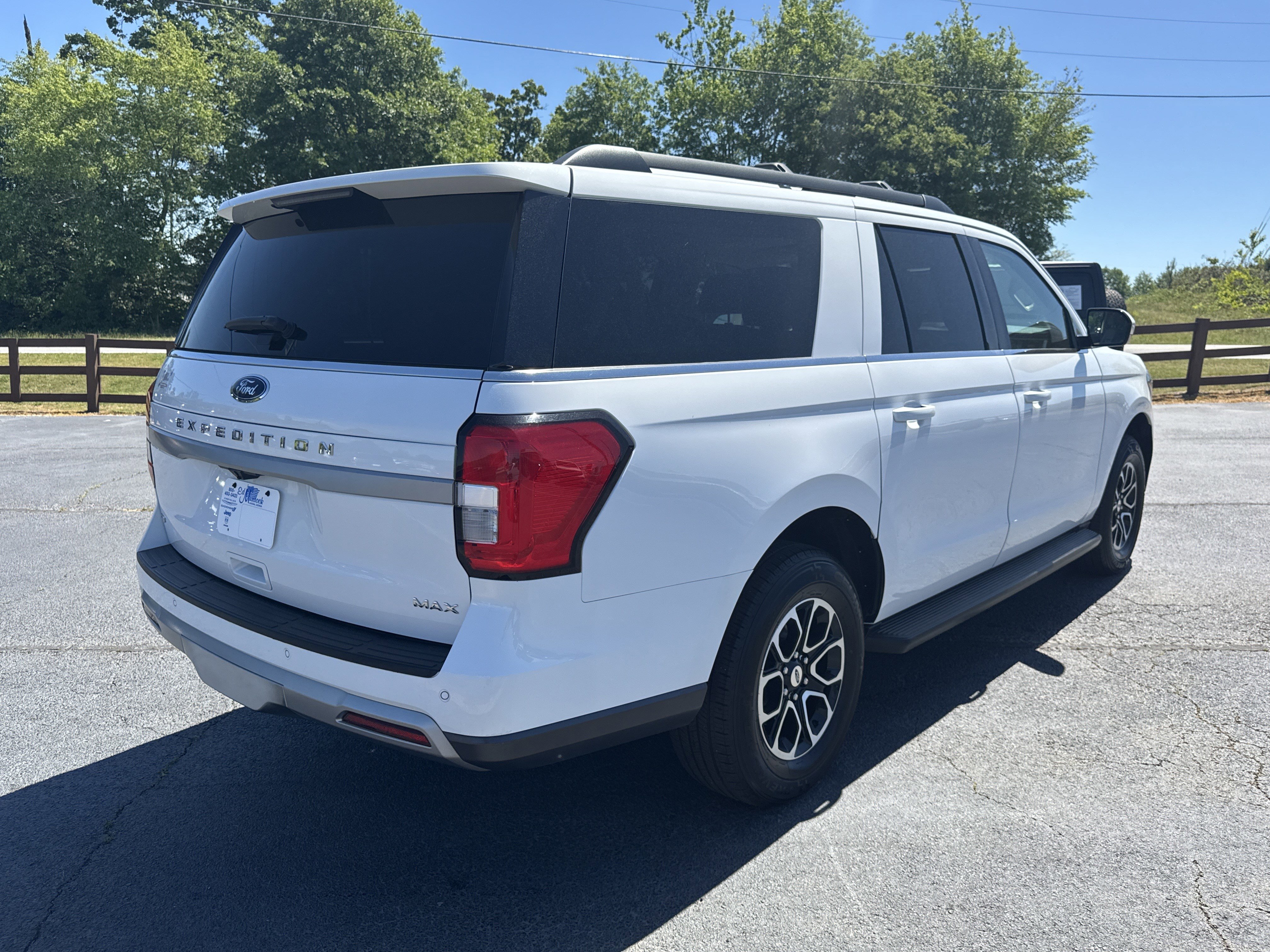 Certified 2024 Ford Expedition Max XLT AWD/4WD image 5