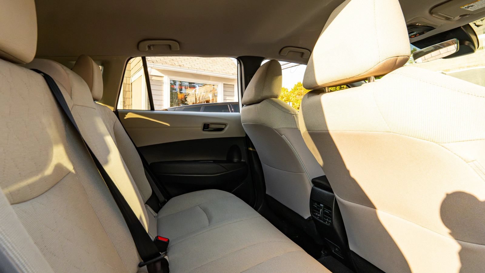 Used 2026 Toyota Corolla Cross LE AWD/4WD image 18