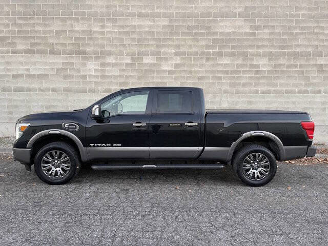 Used 2017 Nissan Titan Platinum Reserve image 8