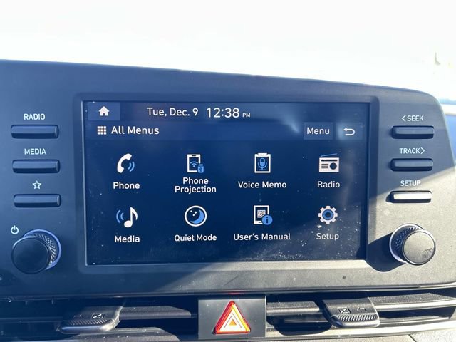 Used 2025 Hyundai Elantra Sport image 26