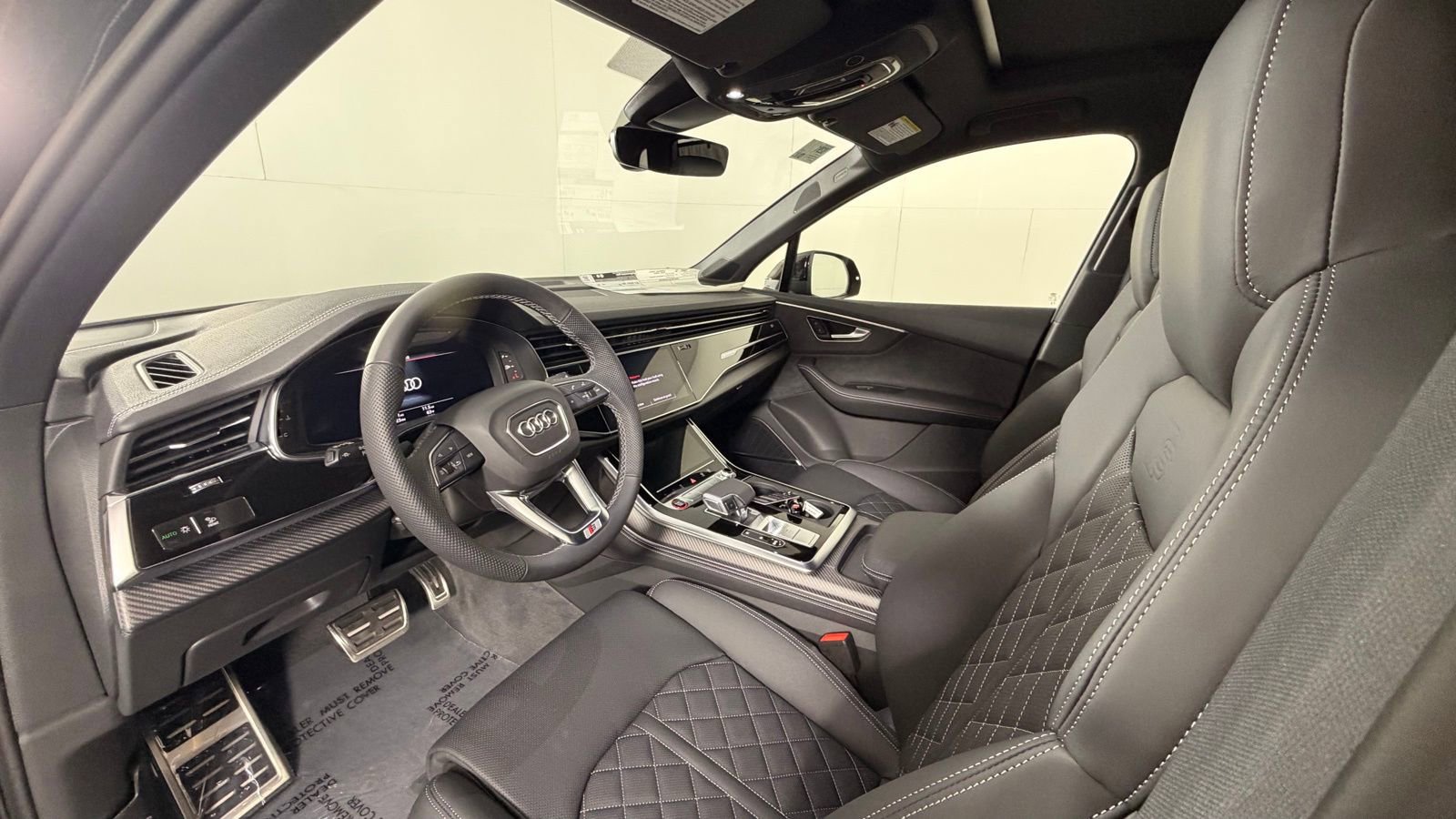 New 2026 Audi SQ7 Premium Plus AWD/4WD image 9