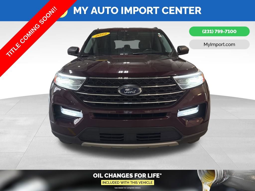 Used 2022 Ford Explorer XLT w/ Equipment Group 202A image 2