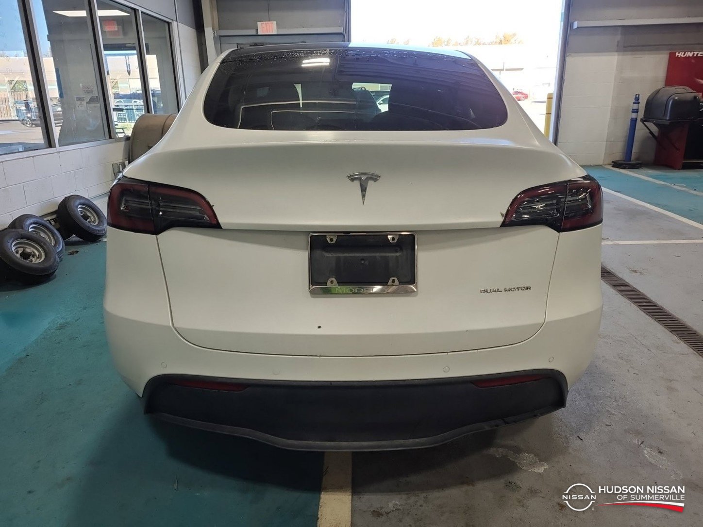 Used 2021 Tesla Model Y Long Range AWD/4WD image 10