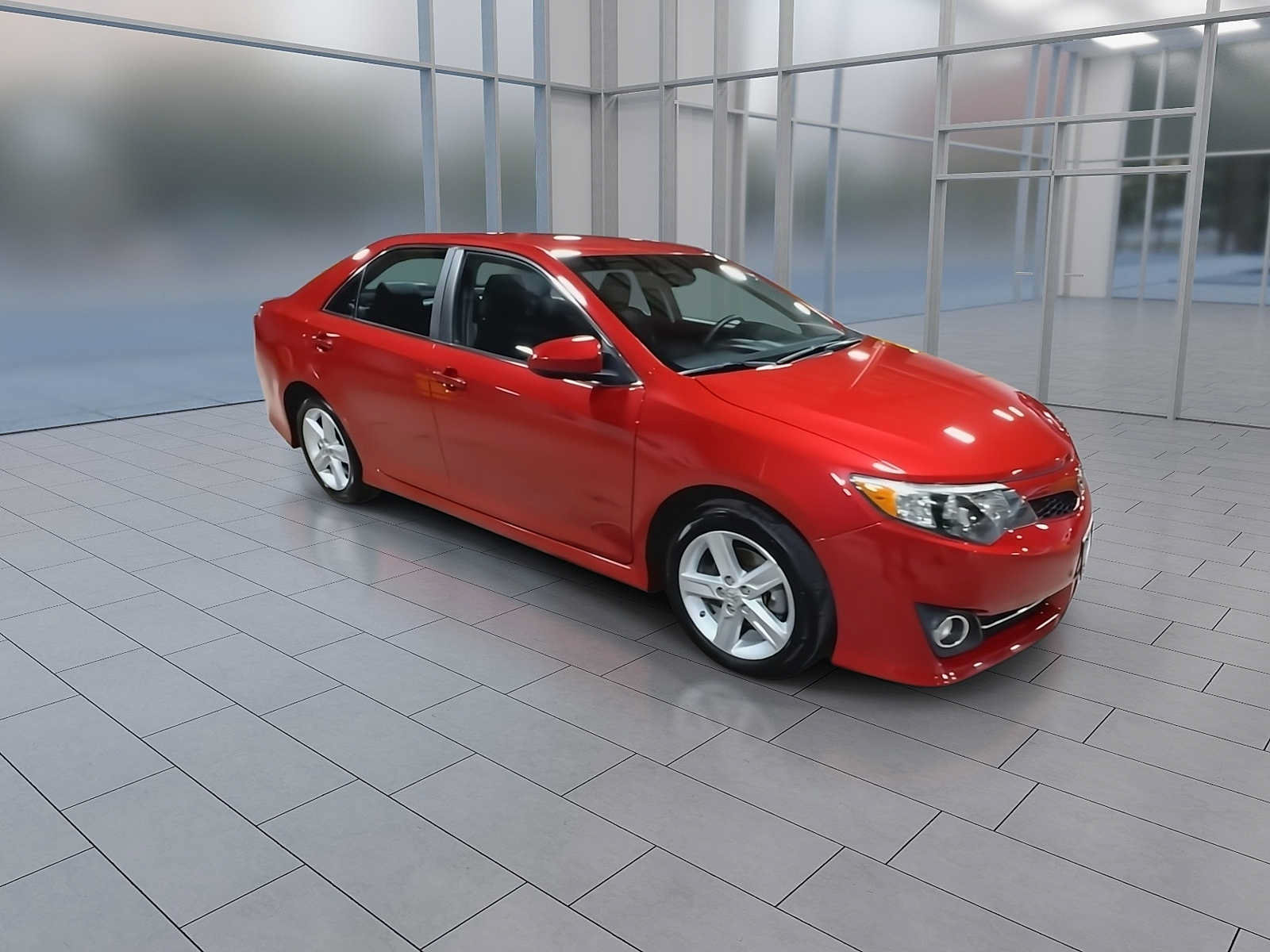 Used 2012 Toyota Camry SE FWD image 2
