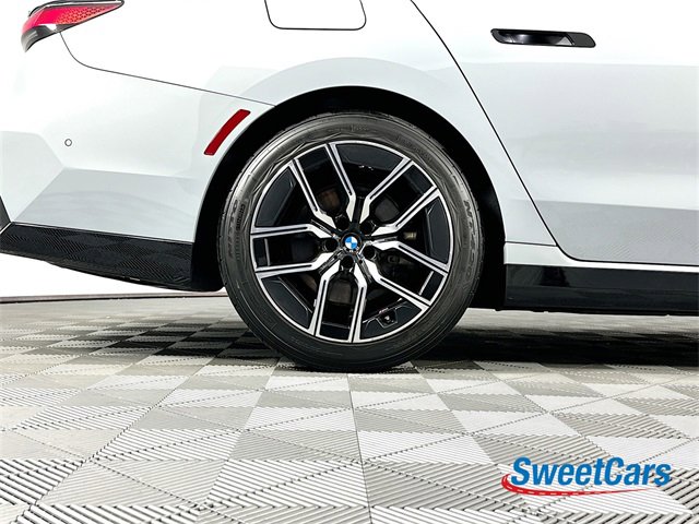 Used 2025 BMW 740i xDrive image 55