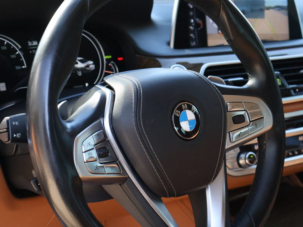 Used 2016 BMW 750i xDrive AWD/4WD image 20