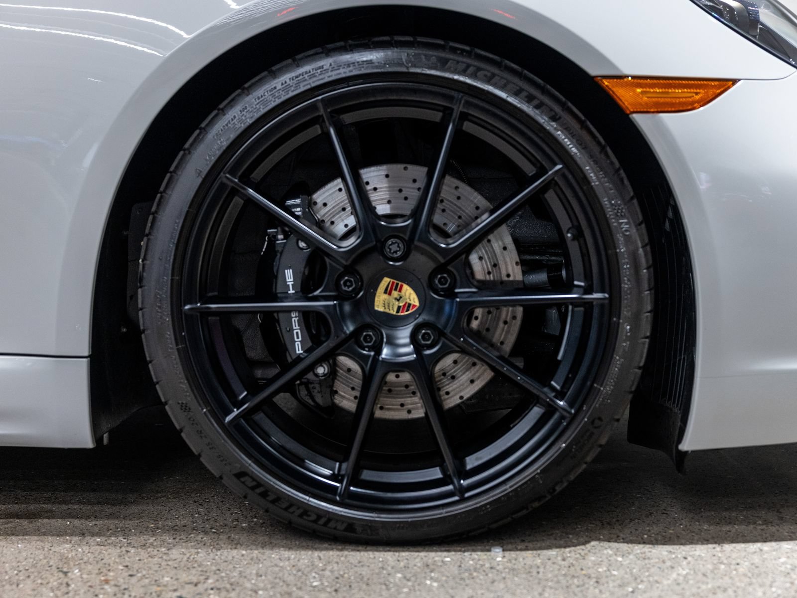 Certified 2025 Porsche 718 Boxster GTS RWD image 21