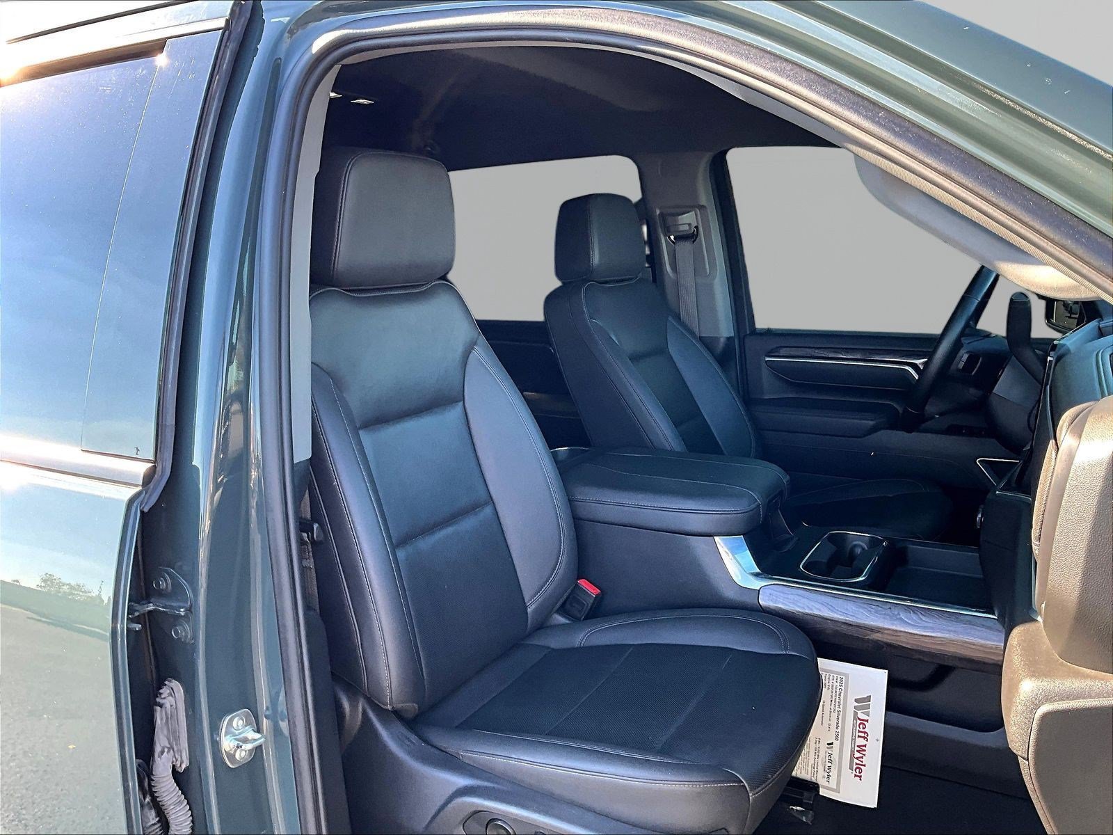 Used 2025 Chevrolet Silverado 2500 LTZ w/ Trail Boss Package AWD/4WD image 30