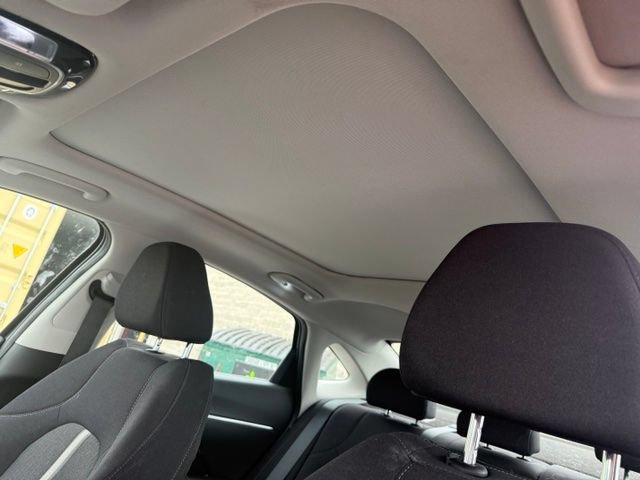 Used 2023 Hyundai Sonata SEL w/ Convenience Package FWD image 7