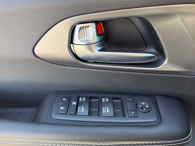 New 2026 Chrysler Voyager LX image 9