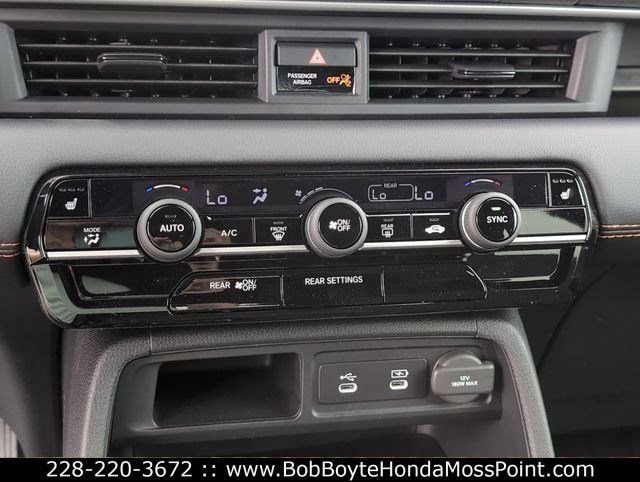 New 2026 Honda Pilot Sport image 15