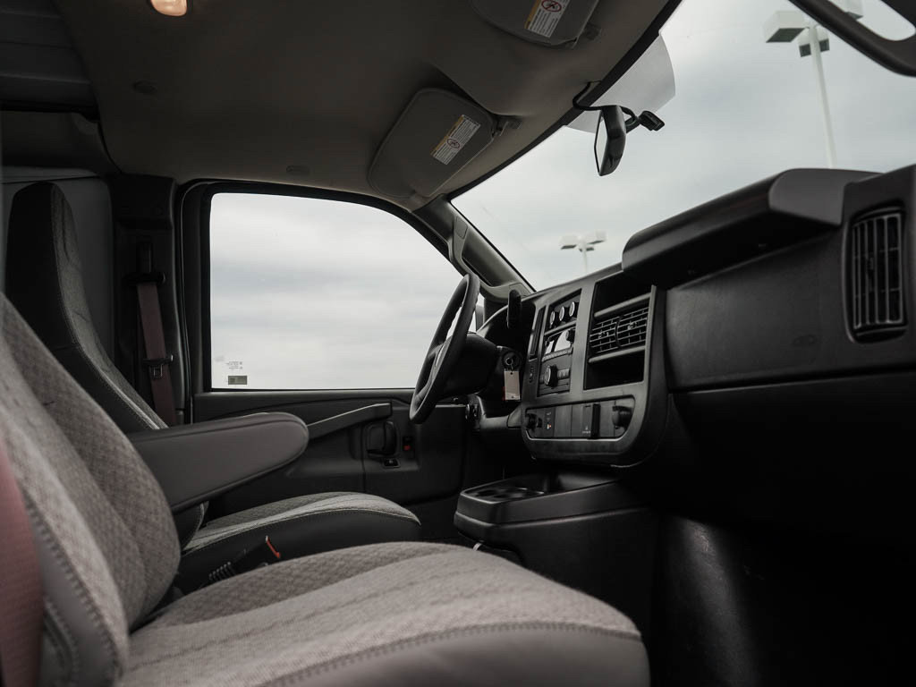 New 2026 GMC Savana 2500 Extended w/ Driver Convenience Package RWD image 10