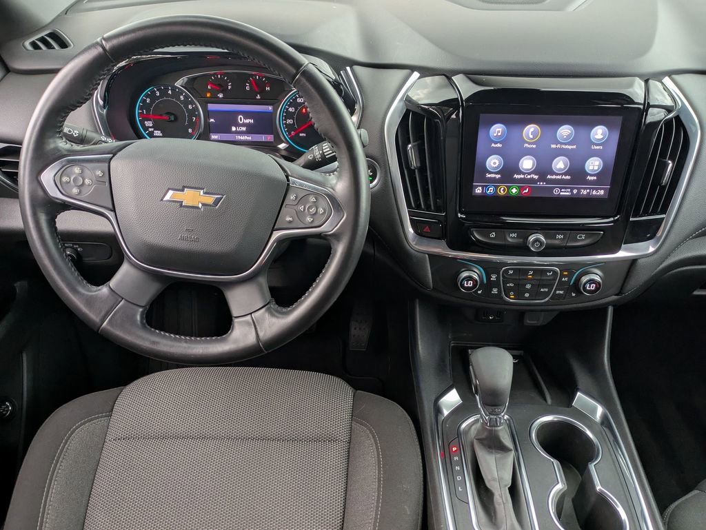 Used 2022 Chevrolet Traverse LT FWD image 27