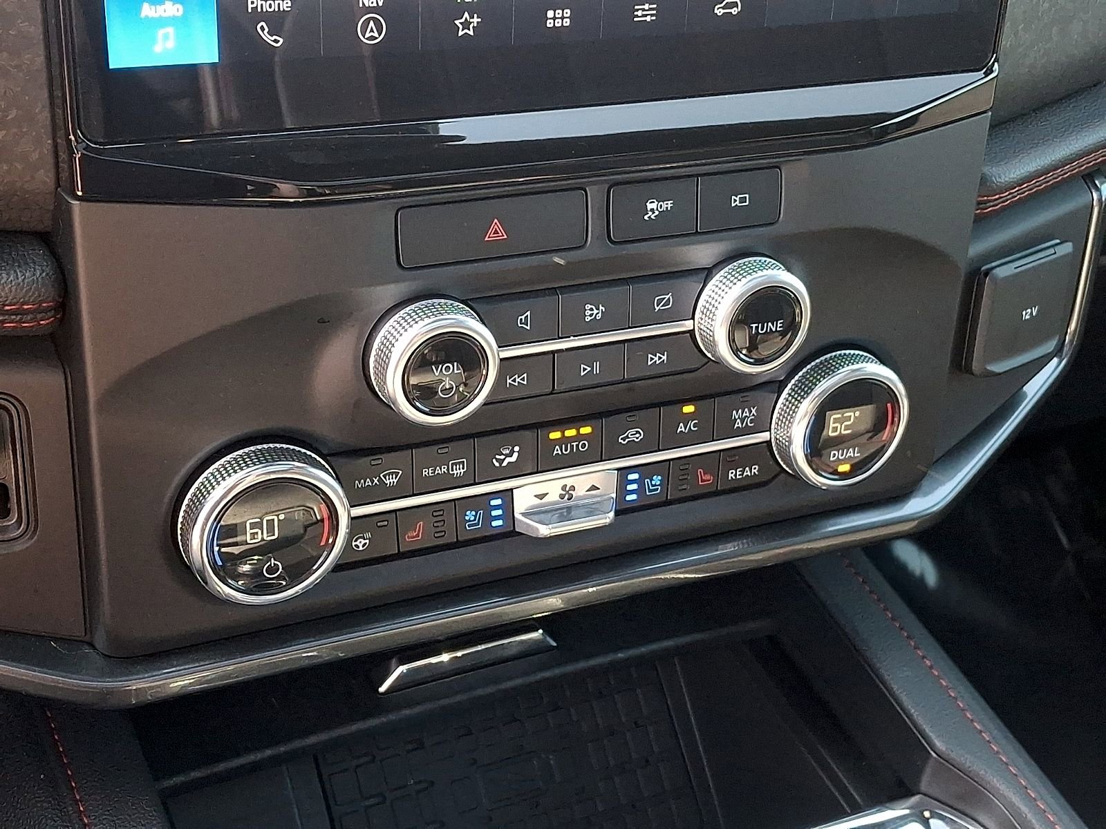 Used 2023 Ford Expedition Limited image 16