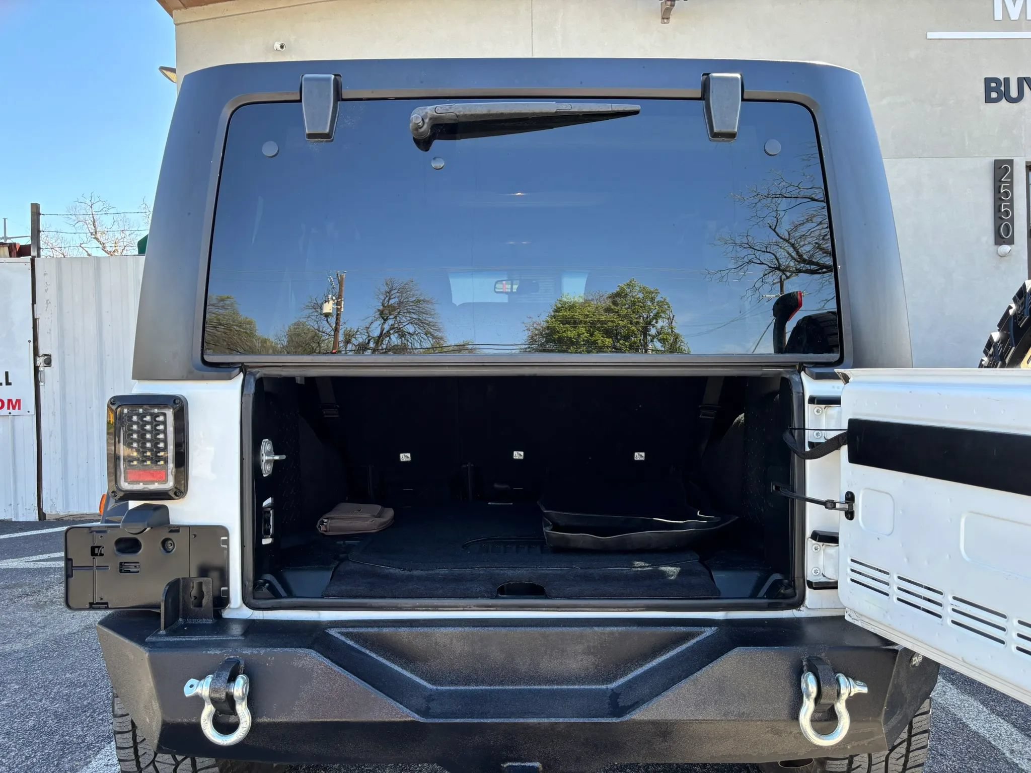 Used 2018 Jeep Wrangler Unlimited Sport S AWD/4WD image 47
