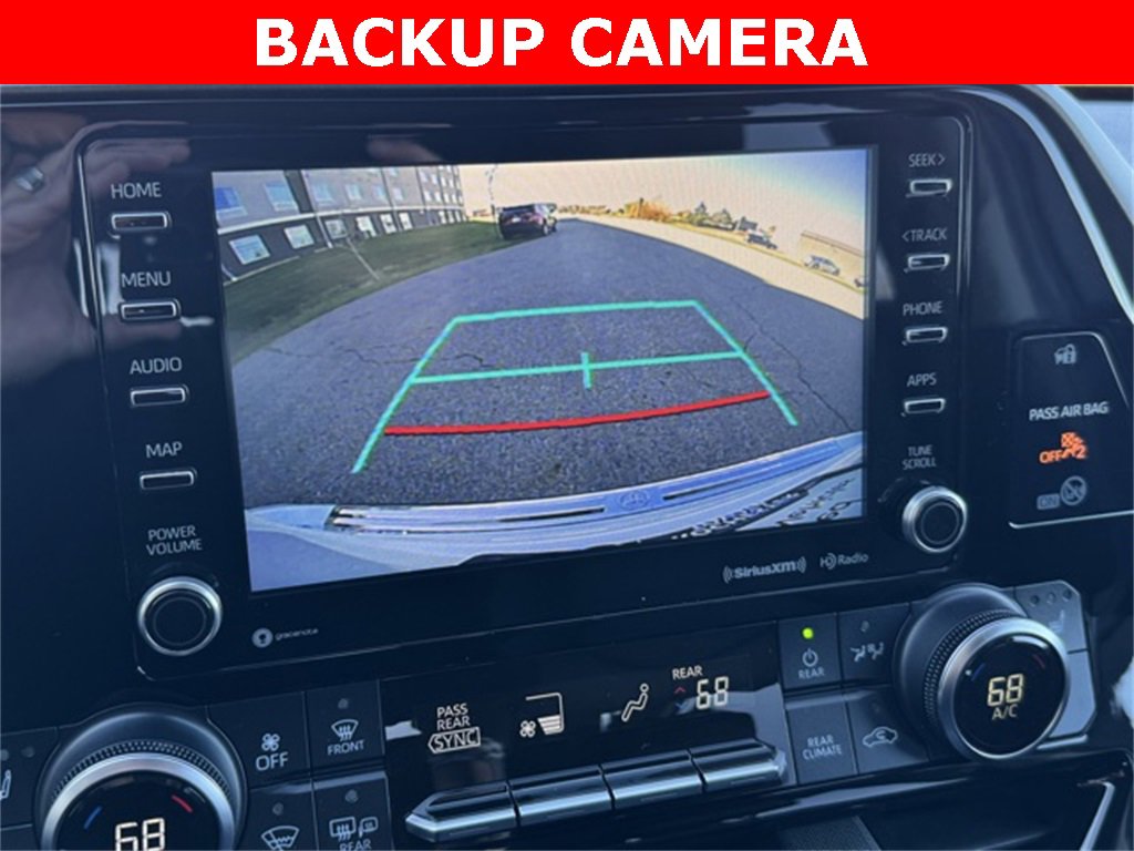 Certified 2020 Toyota Highlander XLE image 4