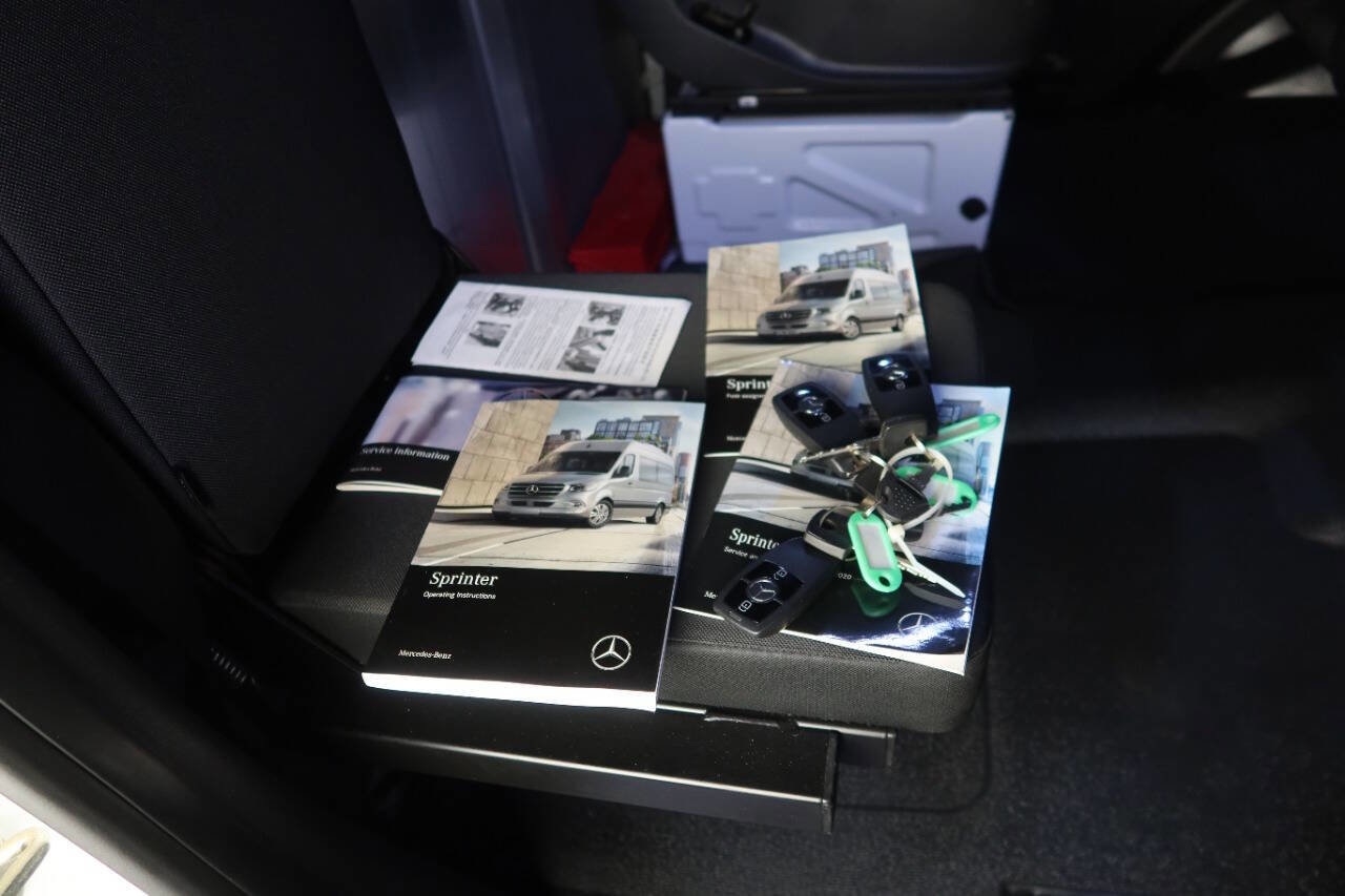 Used 2020 Mercedes-Benz Sprinter 2500 w/ Driver Convenience Package image 31