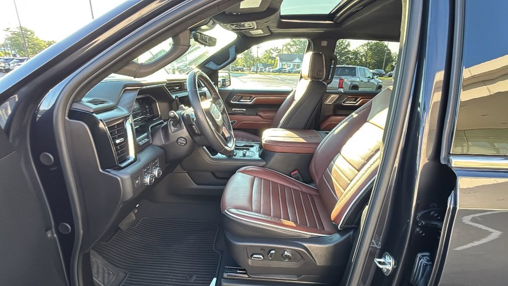 Used 2024 GMC Sierra 1500 Denali Ultimate AWD/4WD image 26
