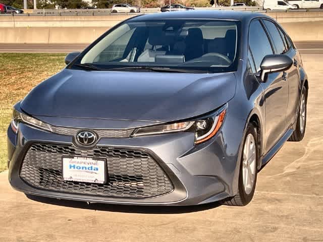 Used 2020 Toyota Corolla LE FWD image 2