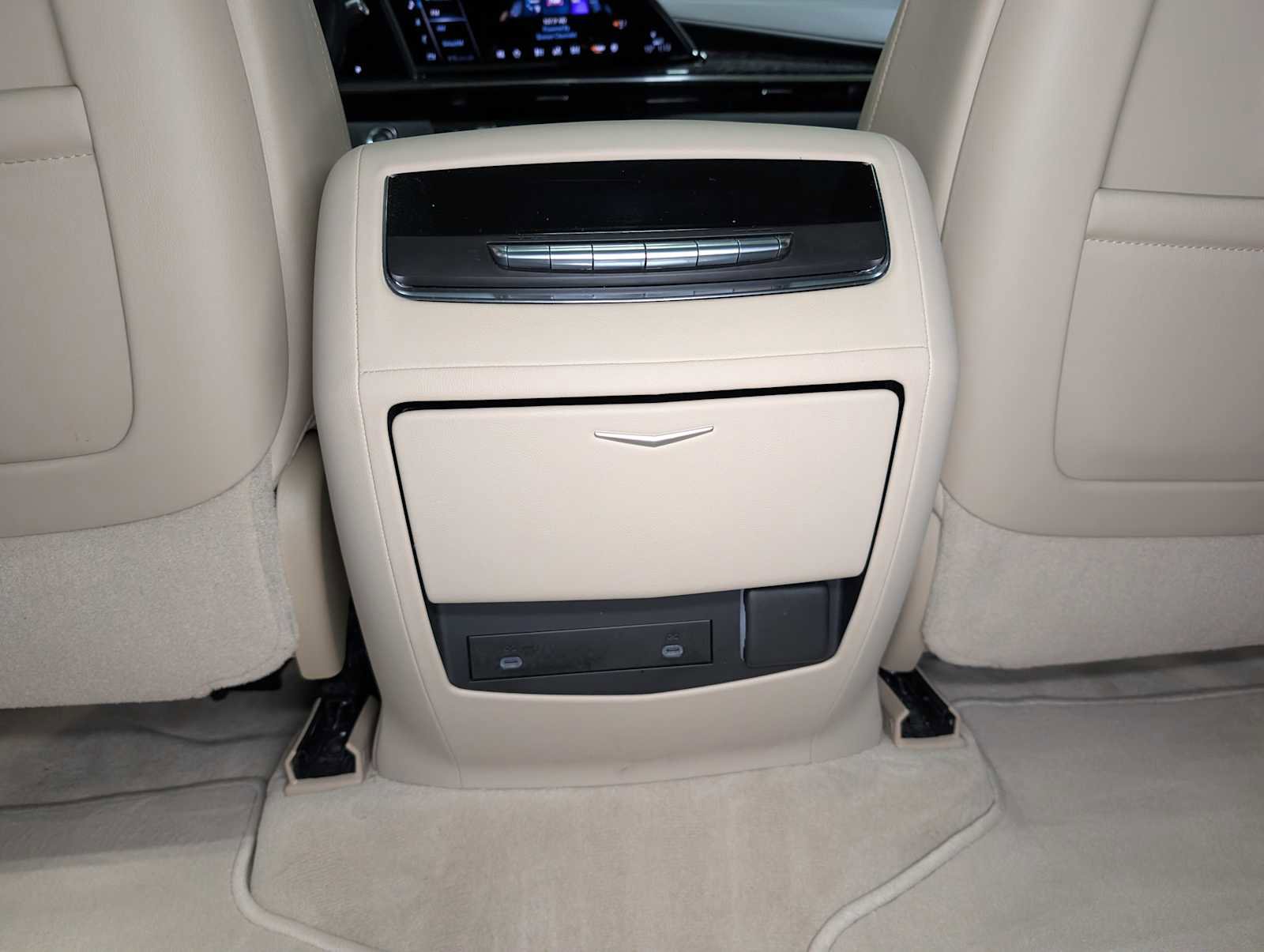 Certified 2021 Cadillac Escalade Premium Luxury image 25