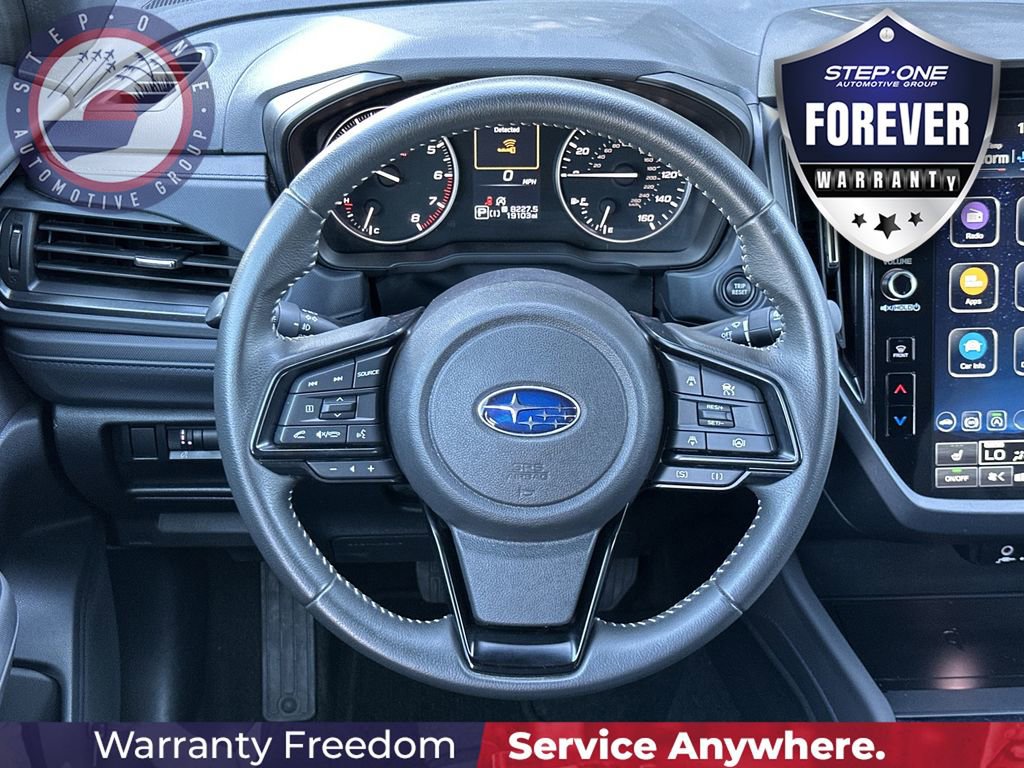 Used 2025 Subaru Forester Premium AWD/4WD image 16