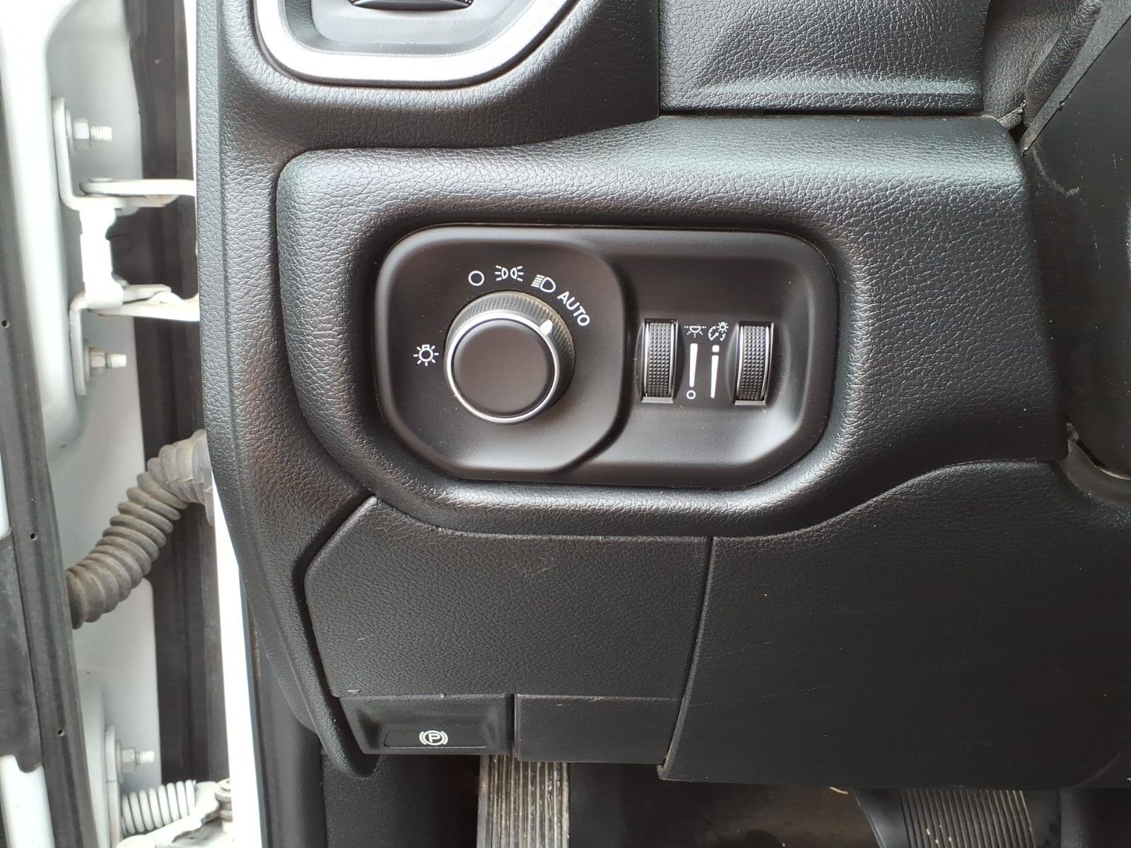 Used 2020 RAM 5500 Tradesman w/ Max Tow Package AWD/4WD image 16