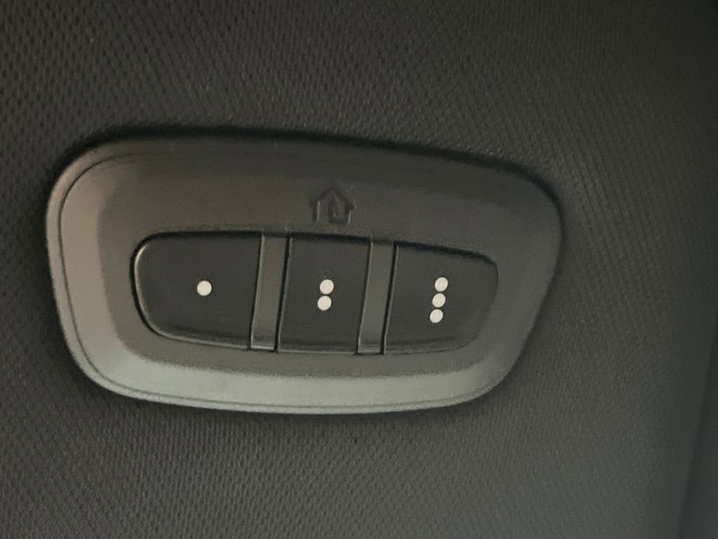 New 2026 Jeep Cherokee Limited image 30