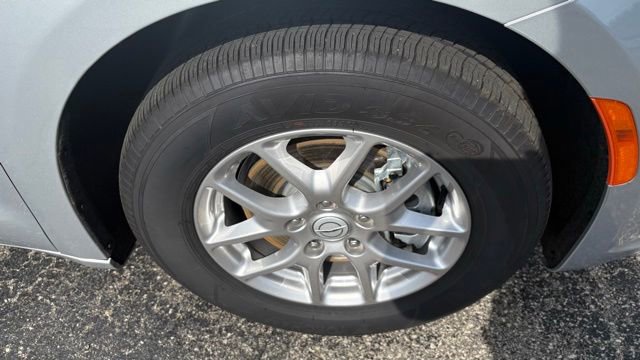 Used 2026 Chrysler Pacifica Select FWD image 19