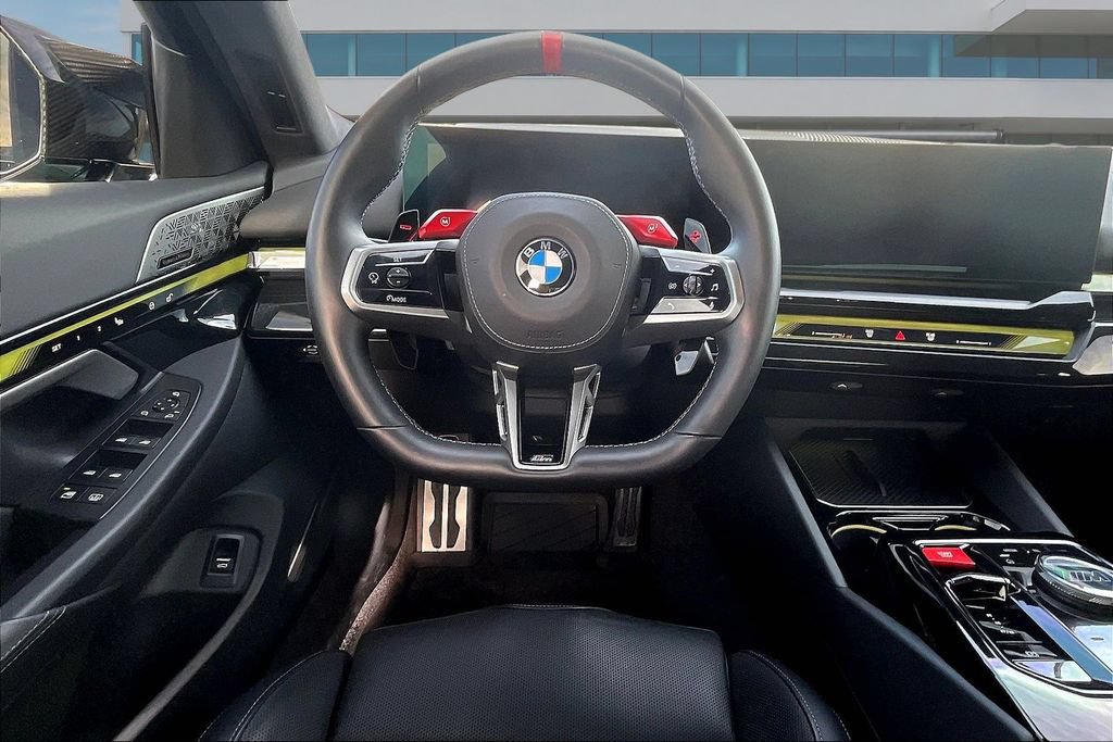 Used 2025 BMW M5 AWD/4WD image 8