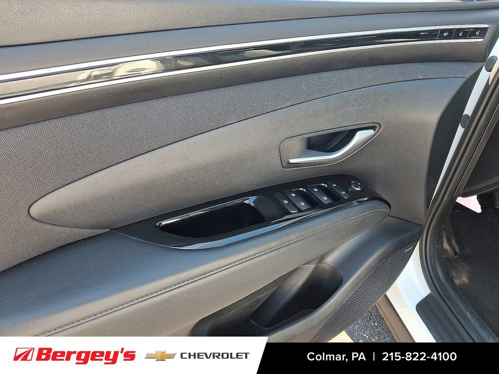 Used 2022 Hyundai Tucson Limited AWD/4WD image 15