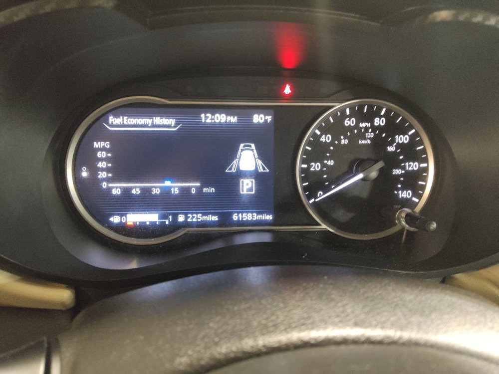 Used 2021 Nissan Versa SV FWD image 23