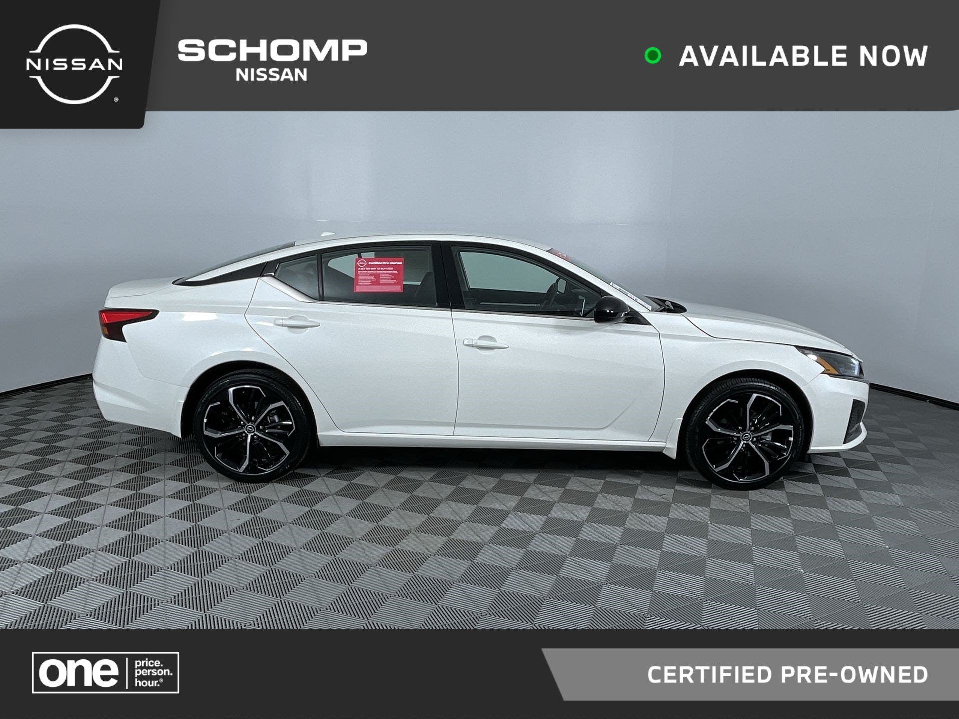 Certified 2025 Nissan Altima 2.5 SR AWD/4WD image 1