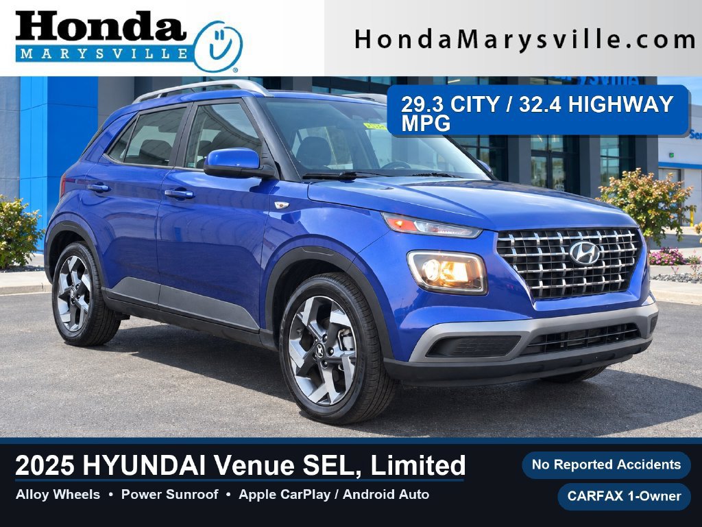 Used 2025 Hyundai Venue SEL FWD image 1