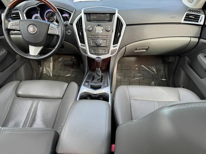 Used 2010 Cadillac SRX Luxury image 11