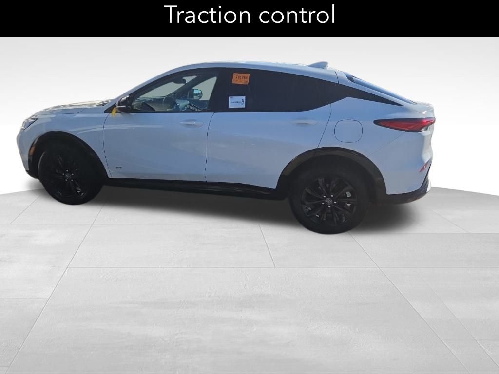 Used 2025 Buick Envista Sport Touring image 7