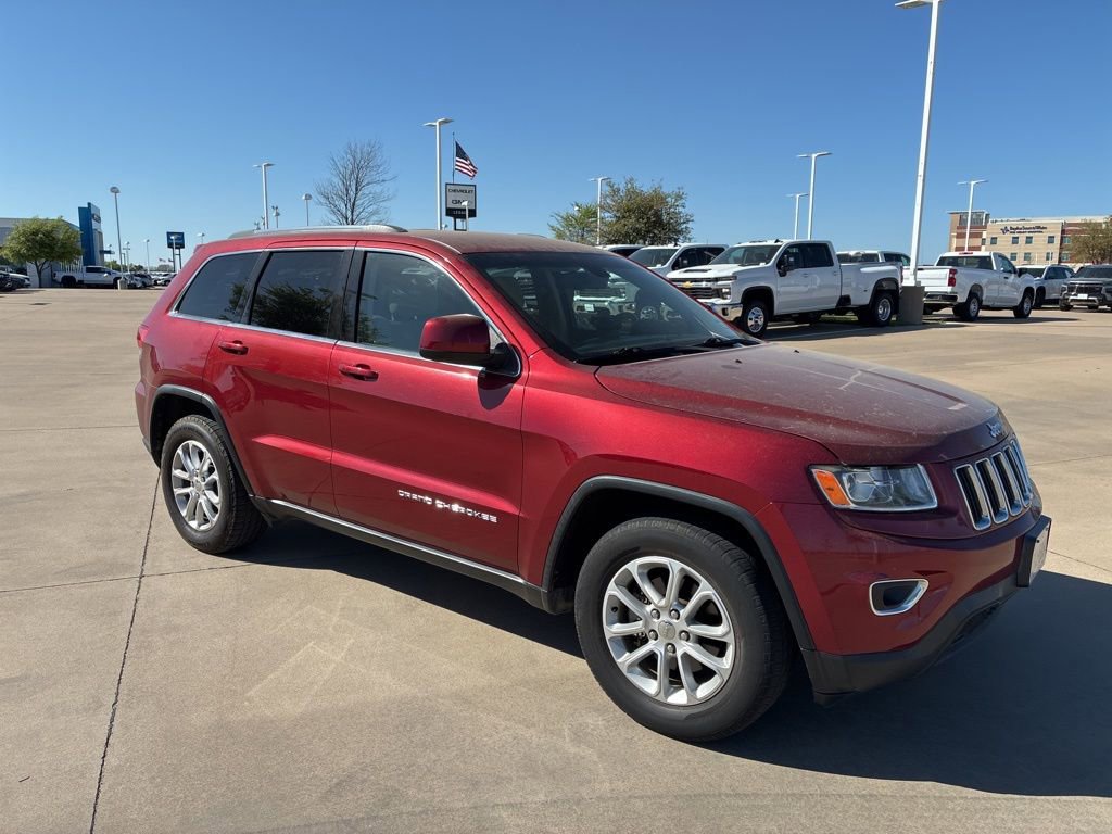 Used 2014 Jeep Grand Cherokee Laredo w/ 18" Wheel & 8.4" Radio Group image 5