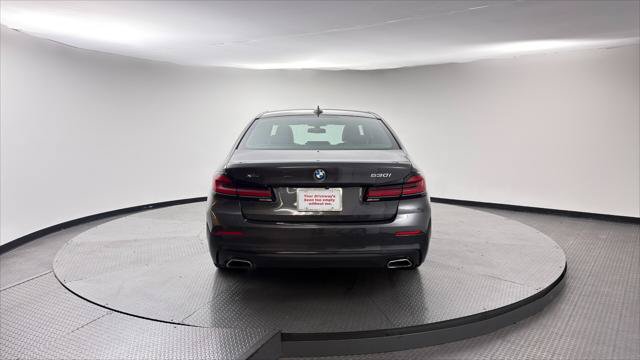 Used 2023 BMW 530i xDrive w/ Premium Package AWD/4WD image 7