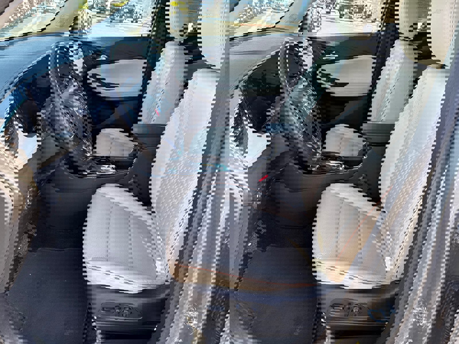 Certified 2024 Buick Encore GX Avenir image 23