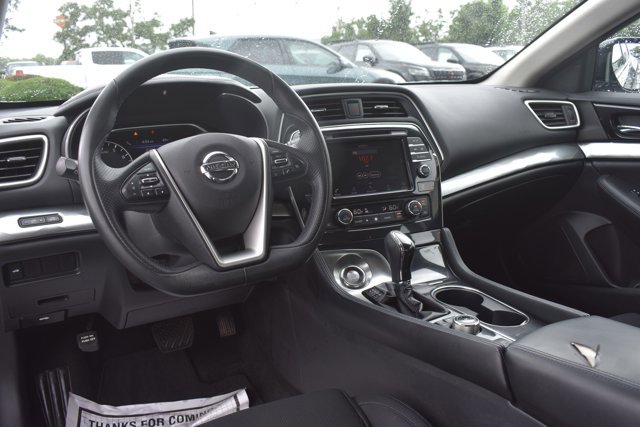 Used 2020 Nissan Maxima 3.5 S w/ Floor Mat Group FWD image 17