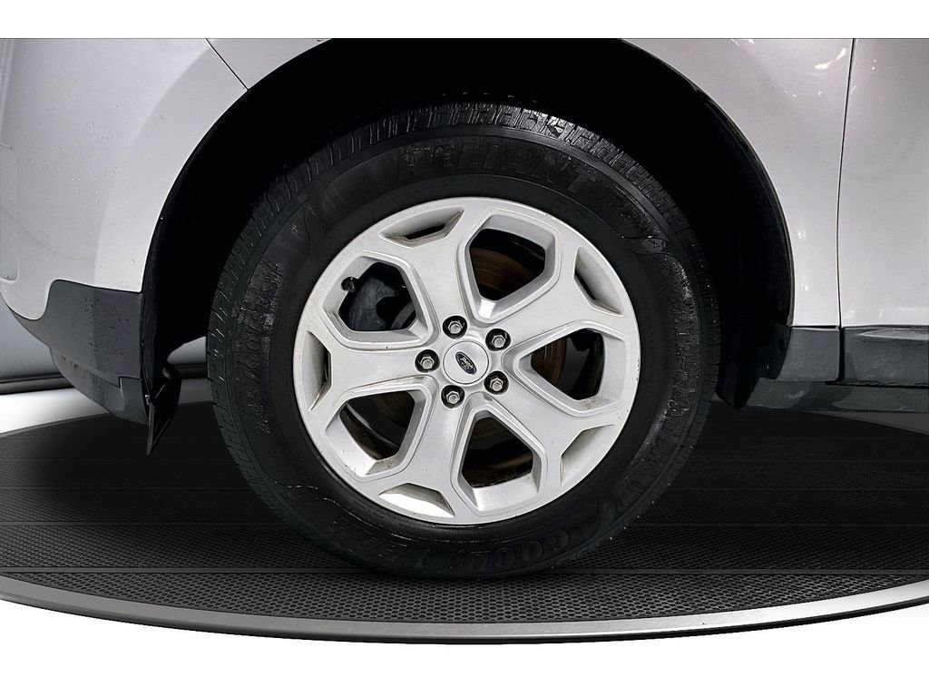 Used 2012 Ford Edge SEL FWD image 10