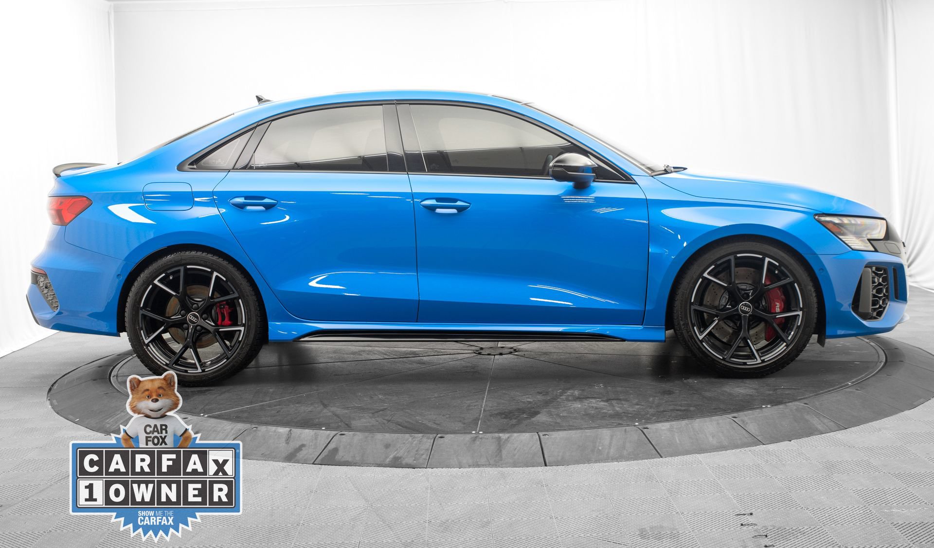 Used 2022 Audi RS 3 AWD/4WD image 2