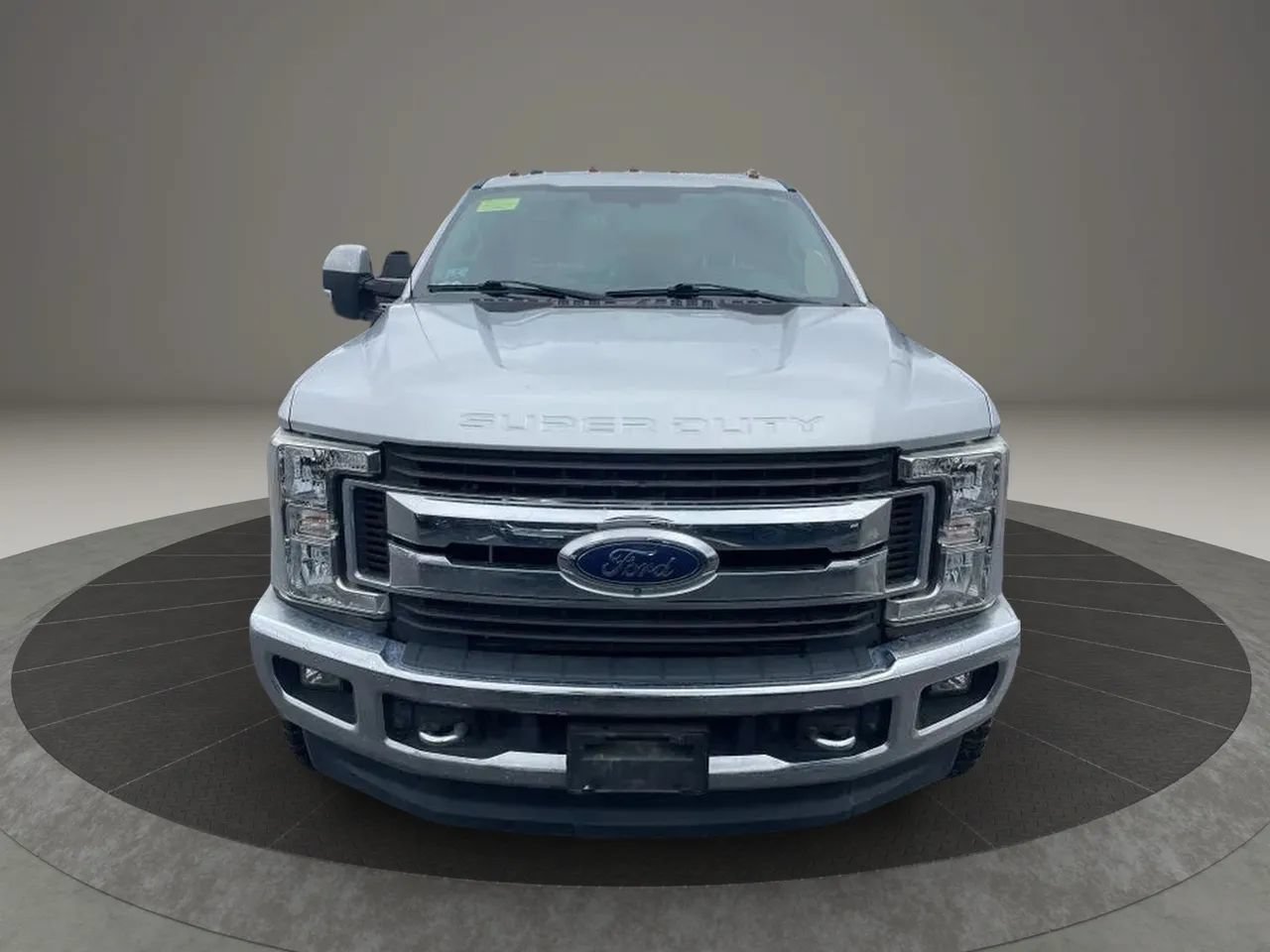 Used 2017 Ford F350 XLT AWD/4WD image 5