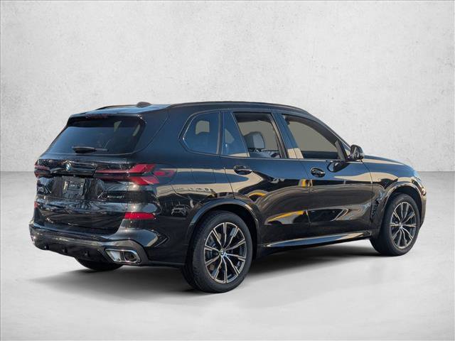 Used 2026 BMW X5 xDrive40i w/ M Sport Package AWD/4WD image 2