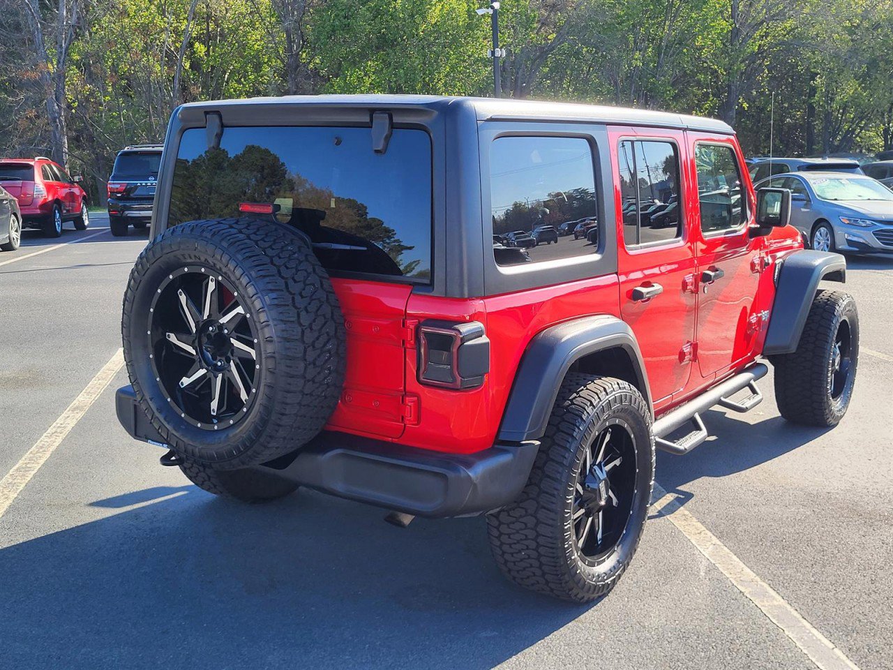 Used 2020 Jeep Wrangler Unlimited Sport S image 2