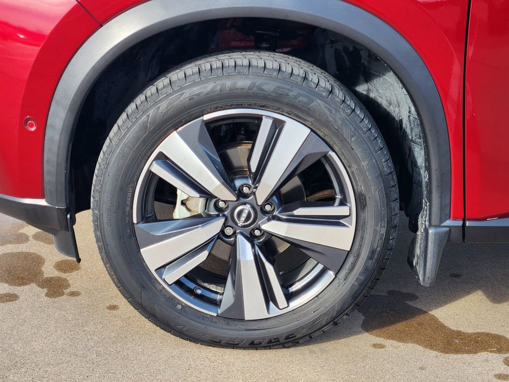 Used 2023 Nissan Rogue SL w/ SL Premium Package image 10