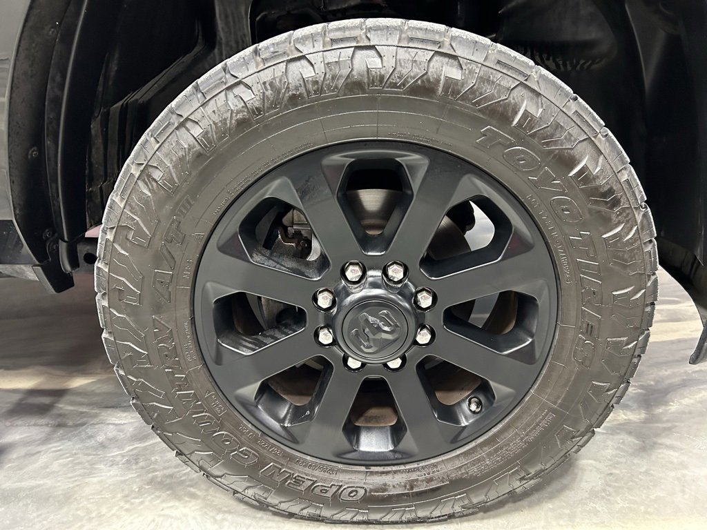 Used 2020 RAM 2500 Laramie w/ Night Edition image 25