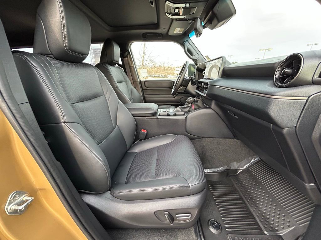 Used 2025 Toyota Land Cruiser image 30