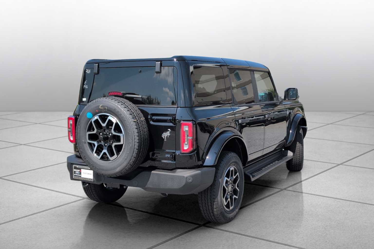 New 2026 Ford Bronco Outer Banks AWD/4WD image 13