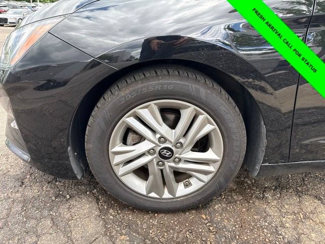 Used 2020 Hyundai Elantra SEL FWD image 3
