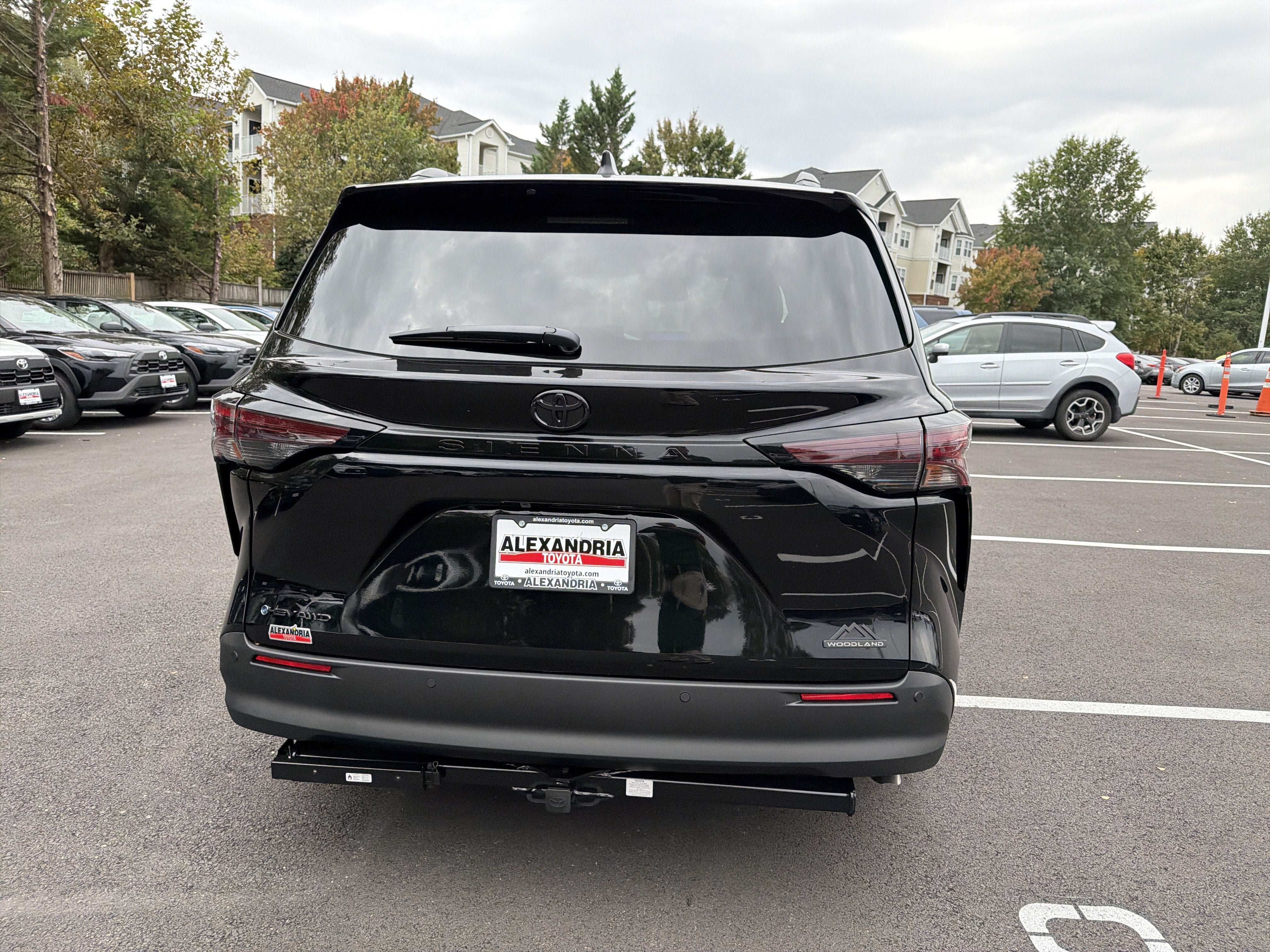New 2026 Toyota Sienna AWD image 5